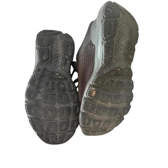 Under Armour Black Running Shoes - Comfort & Style - Picture 6 of 6